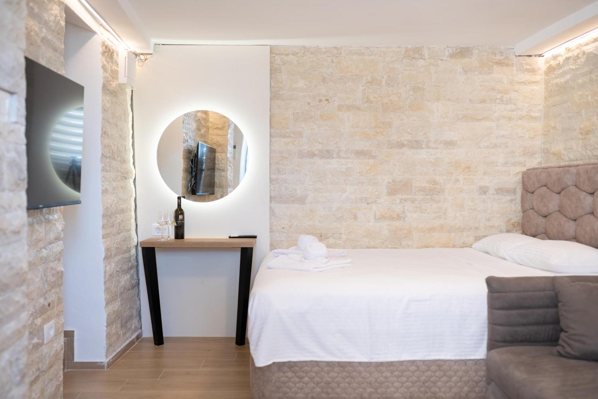 Christian Studio Apartments أوماغ المظهر الخارجي الصورة